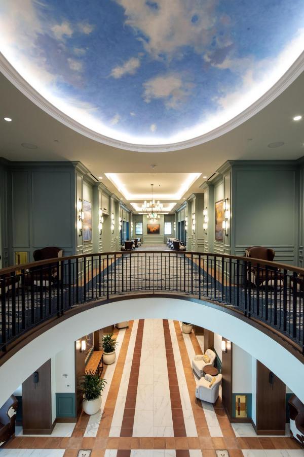 The Benson Hotel & Faculty Club Aurora Exterior photo