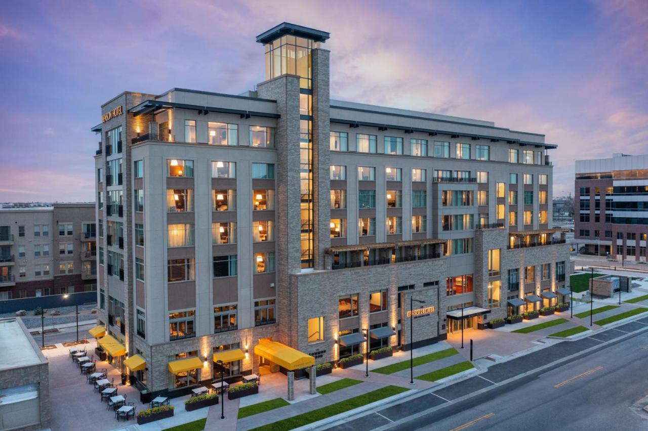 The Benson Hotel & Faculty Club Aurora Exterior photo